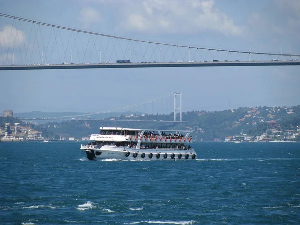 Istanbul Jedním Největších Měst Světě Istanbulský Průliv Spojuje Dva Kontinenty — Stock fotografie