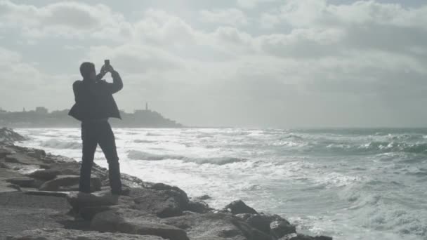 Турист Робить Фотографію Пляжу Ізраїлі — стокове відео