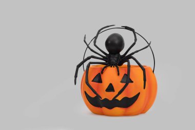 Cadılar Bayramı Balkabağı gri arka plan üzerinde. Cadılar Bayramı fikir kavramı.