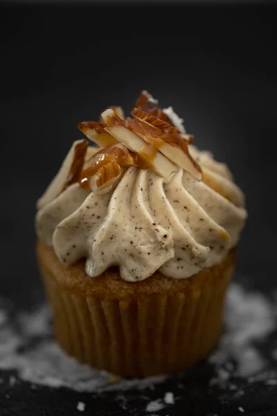 Leckere Mini Cupcakes Auf Vintage Hintergrund Süßes Dessert Weihnachten Neujahr — Stockfoto