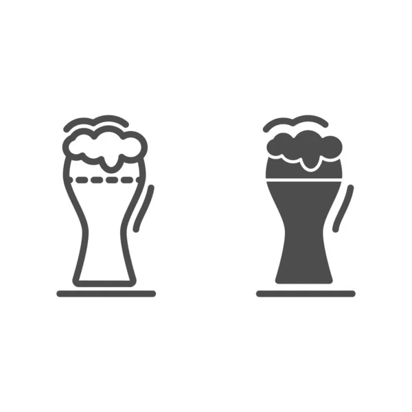 Vidro de linha de cerveja e ícone sólido, conceito de bebida alcoólica, vidro de cerveja com sinal de espuma no fundo branco, caneca de ícone de cerveja no estilo esboço para o conceito móvel e web design. Gráficos vetoriais . — Vetor de Stock