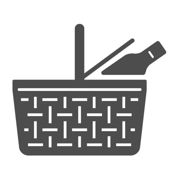 Matkorg solid ikon, picknick koncept, picknick korg tecken på vit bakgrund, Wicker picknick korg med produkter ikon i glyf stil för mobila koncept och webbdesign. Vektorgrafik. — Stock vektor