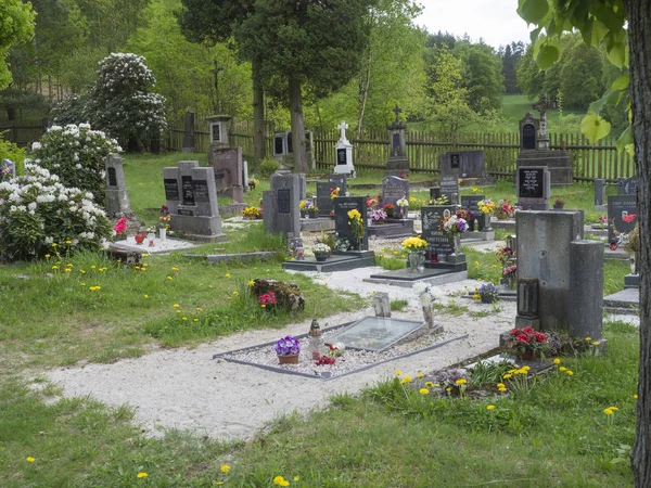 Çek Cumhuriyeti Doln Prysk Nisan 2018 Eski Köy Mezarlığı Veya — Stok fotoğraf