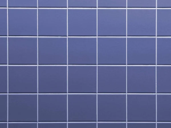 Violet blue tiles ceramic bathroom wall background texture — Stock Photo, Image