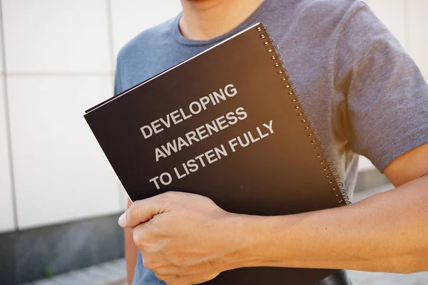 Conceptual photo showing printed text How to Be Assertive — Stock Photo, Image