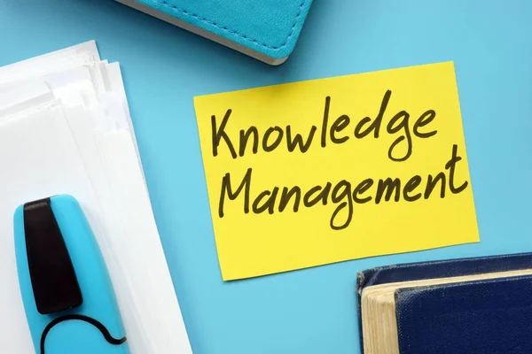 Konceptuální ručně psaný text zobrazující Knowledge Management — Stock fotografie