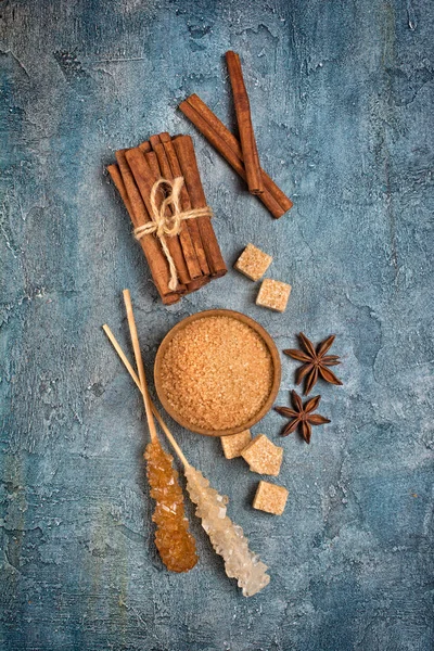 Top View Brown Cane Sugar Crystal Stick Spices Cinnamon Star — Stock Photo, Image
