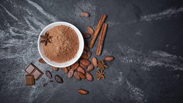 Top View Cocoa Powder White Bowl Whole Beans Spices Ingredient — Stock Photo, Image