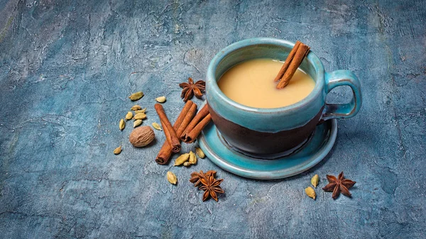 Traditional Indian Drink Masala Chai Tea Milk Spices Cinnamon Stick — Stock Photo, Image