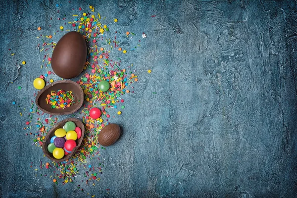 Top View Chocolate Traditional Easter Eggs Bright Colorful Dragee Sugar — Stock Photo, Image