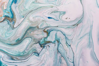 Karışık turkuaz ve beyaz mermer dokuya yakın çekim. Parmak izi tasarımı için davetiye veya tebrik kartı olarak el boyası güzel desen, duvar kağıdı veya arkaplan.