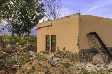 deprem ve الرسالة doğal afetler Petobo Köyü, Palu şehir, merkezi Sulawesi, Endonezya ciddi hasar