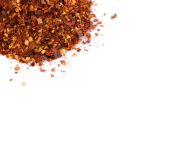 Kurutulmuş biber adet kırmızı biber izole üzerinde beyaz arka plan çok kopya yer ile yendi