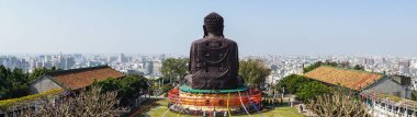 Changhua cityscape panorama görüş Baguashan büyük Buddha heykelinden Dağı Bagua Tayvan arkası ile