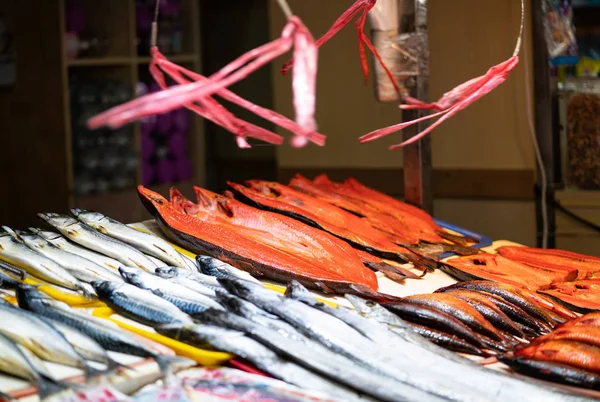 Frischfischstand Auf Dem Überdachten Markt Auf Der Cijin Insel Kaohsiung — Stockfoto