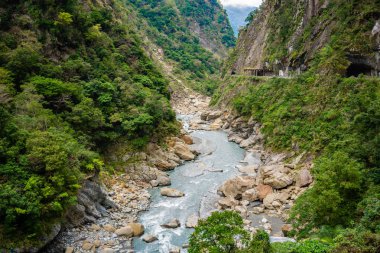 Taroko gorge Yanzihkou hiking trail Taroko Ulusal Park Hualien Tayvan sırasında görünümünü