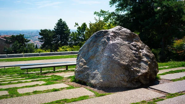 Gros Caillou Big Pebble Landmark Nel Quartiere Croix Rousse Lione — Foto Stock