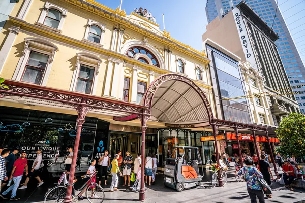 3 Ocak 2019, Melbourne Avustralya: Royal Arcade Bourke Street Melbourne Avustralya giriş ve cephe görünümü oluşturma