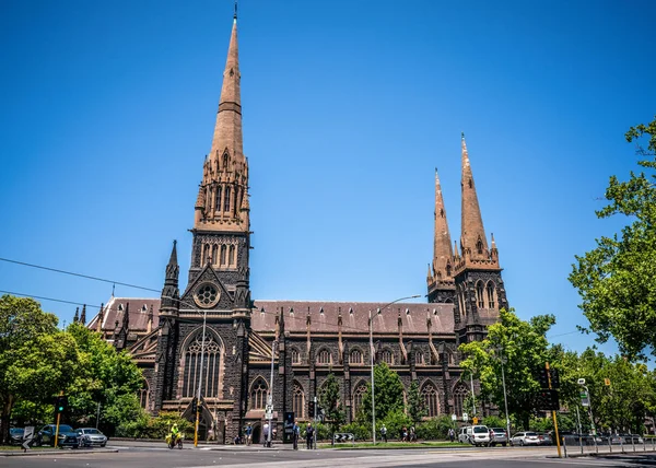 Januari 2019 Melbourne Australien Gatuvy Över Patrick Cathedral Romersk Katolska — Stockfoto