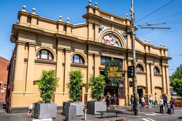 2019年1月3日 澳大利亚维多利亚州墨尔本 澳大利亚维多利亚州维多利亚女王市场主入口的外部街景 — 图库照片