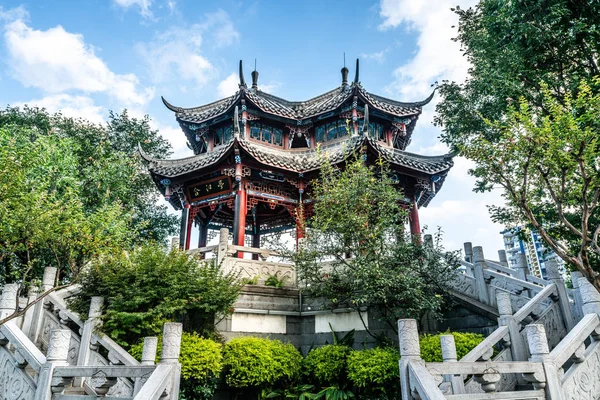 View of the Hejiang Pavilion symbol of love on daytime in Chengd — Stock Photo, Image