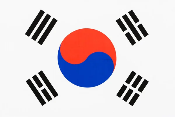 타이구르기 (taegukgi) 라고 불리는 한국의 천으로만든 깃발 전체의 그림 — 스톡 사진