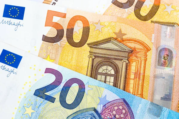 Zbliżenie Dwudziestu Pięćdziesięciu Banknotów Euro Jako Tło Rachunki Pieniądze Waluta — Zdjęcie stockowe