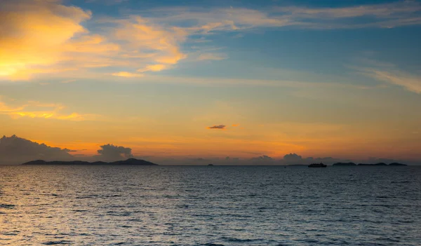 Wunderschöner Abendsonnenuntergang Über Dem Meer Bei Koh Samui Thailand — Stockfoto