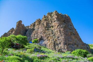 Ara Dağı 'ndaki Tsaghkavank Tapınağı