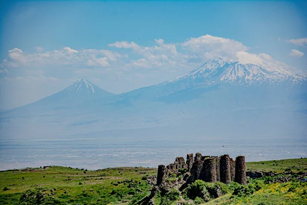 Ararat Dağı Amberd Kalesi — Stok fotoğraf