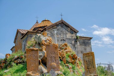 Apostolik Kilisesi ve güzel doğa