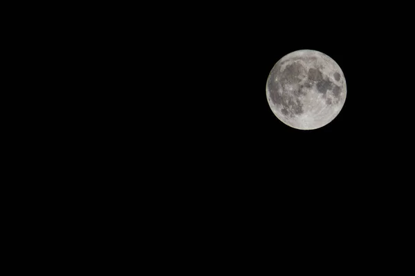 Luna Piena Nel Cielo Notturno — Foto Stock