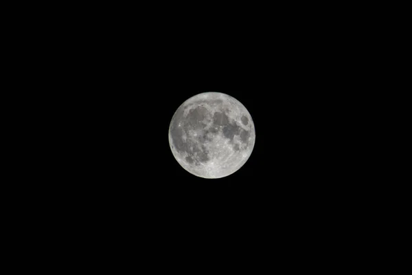 満月と夜空 — ストック写真