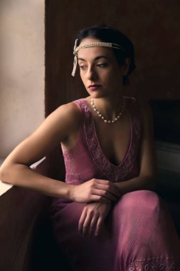 Nostaljik kadın, pencere