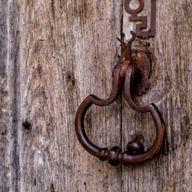 Paslı antikkapı tokamı