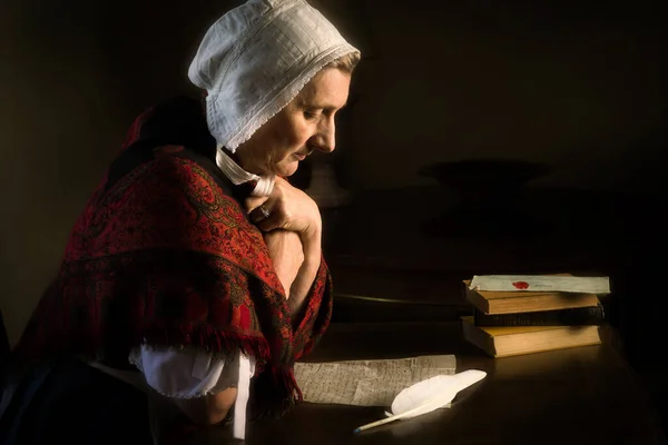 Estilo Rembrandt Retrato Renacentista Una Mujer Que Escribe Una Carta — Foto de Stock