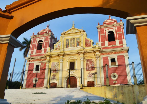 Leon Nicarágua Fachada Barroca Igreja Calvario Localizada Leon Nicarágua — Fotografia de Stock