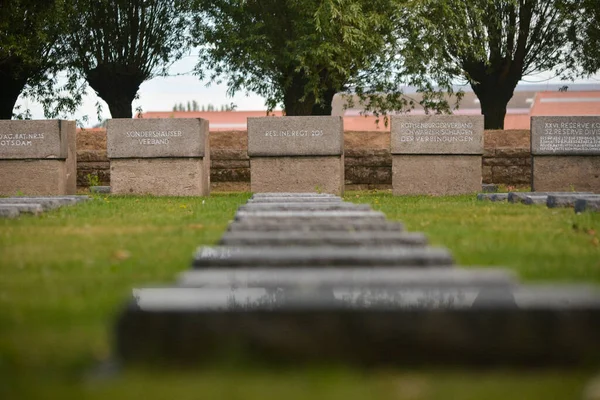 2018年8月 ベルギーのラングマーク ドイツの戦争墓地 ドイツのSoldatenfriedhof — ストック写真