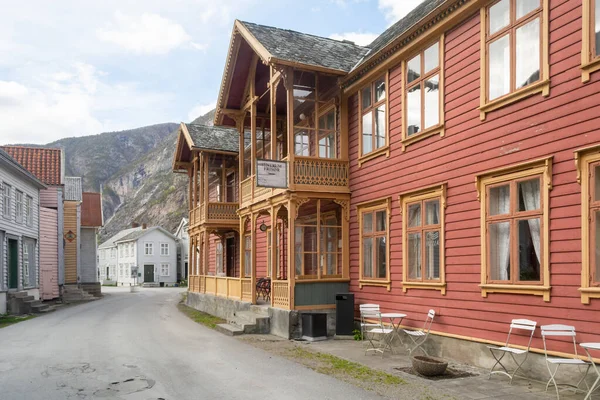 Laerdal Sogn Fjordane Norwegia Maj 2015 Scena Uliczna Typowymi Historycznymi — Zdjęcie stockowe