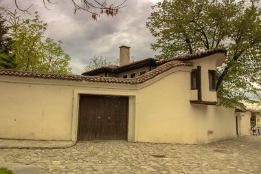 2019 yılında Avrupa Kültür Başkenti haline gelen Filibe'nin Eski Kent'inin arnavut kaldırımlı sokaklarında yürüyüş.