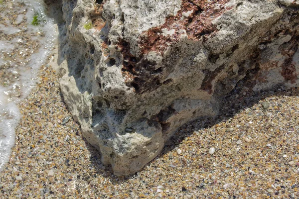 Zajímavý Barevný Kamenný Útes Pobřeží Rusalka Mořská Panna Resort Černé — Stock fotografie