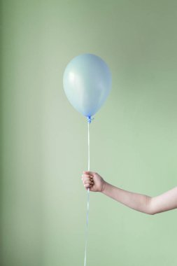 el tek balon tutma