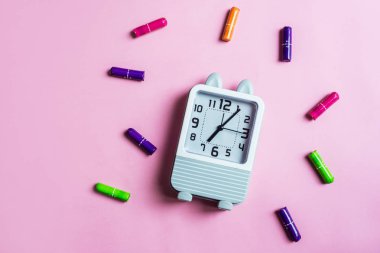 Saat ve tamponla adet görme kavramı