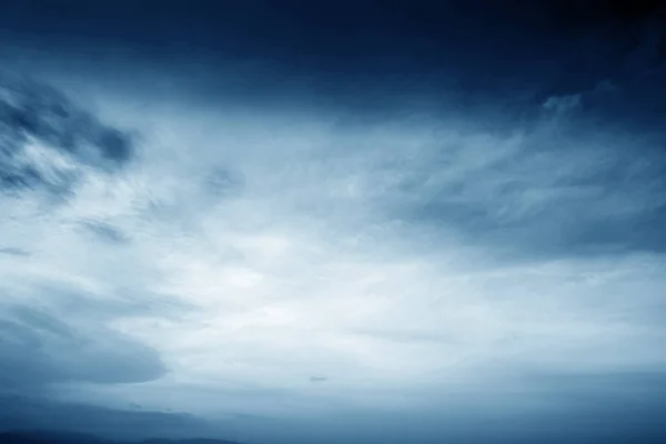 Fundo Nuvens Escuras Antes Uma Tempestade Trovão — Fotografia de Stock