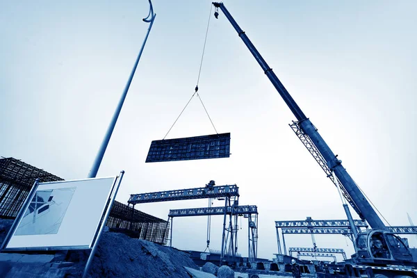 Viaduct Construction Site Cranes Busy Workers — Stock Photo, Image