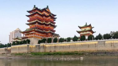 Nanchang tengwang pavyon geceleri bir Çin ünlü antik (hızlandırılmış Fotoğrafçılık inşa ediyor)