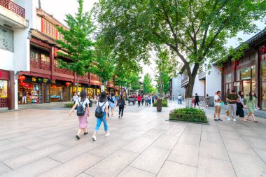 Nanjing, Çin - 11 Haziran 2018: Ticari yayalara Konfüçyüs Tapınağı, Nanjing, Jiangsu Province, Çin.