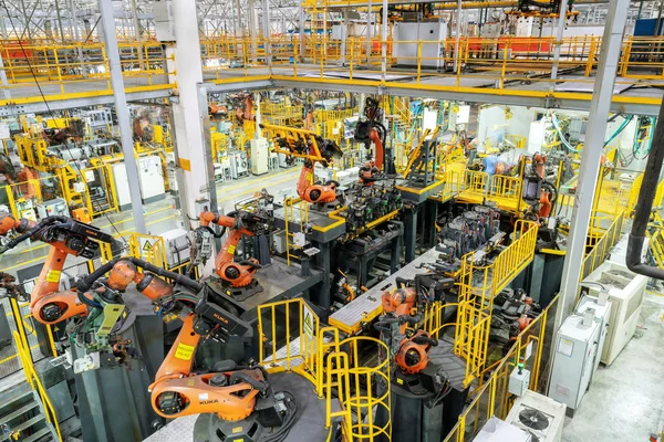 Jiangxi Κίνας Αυγούστου 2017 Γραμμή Παραγωγής Σύγχρονου Αυτοκινήτου Ρομπότ Λειτουργεί — Φωτογραφία Αρχείου