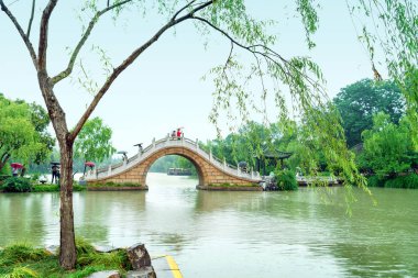 Yangzou, Çin - 19 Haziran 2018: İnce West Lake 2000 mu Toplam alan ve su alanı 700. MU'nun şehir, Kuzey Batı banliyölerinde bulunur.