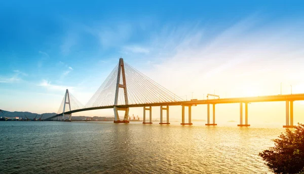 Θάλασσα Γέφυρα Στο Σούρουπο Και Φαντασία Ουρανό Shantou Guangdong Κίνα — Φωτογραφία Αρχείου